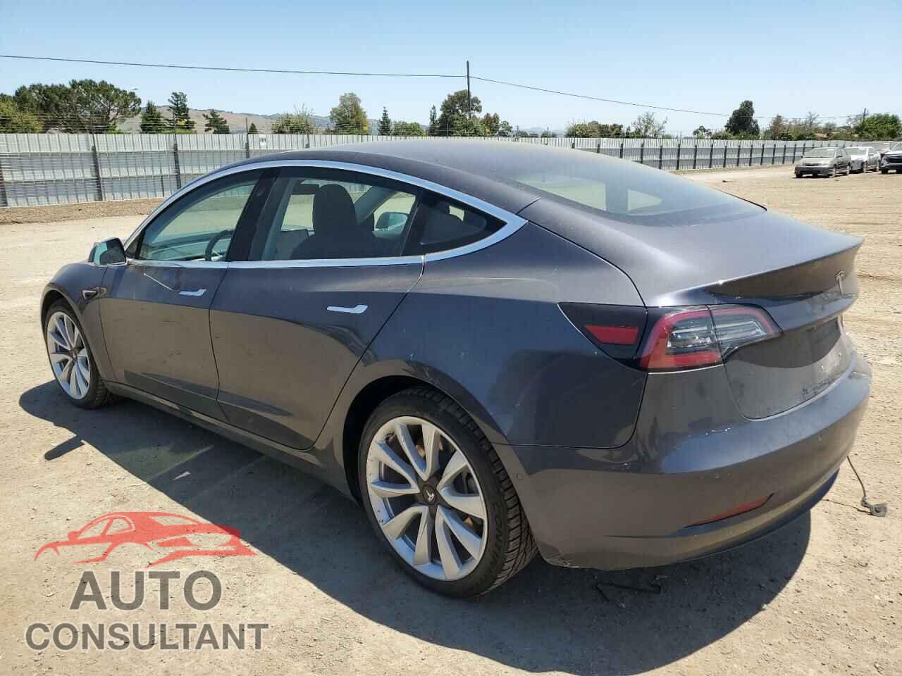 TESLA MODEL 3 2018 - 5YJ3E1EB2JF087045