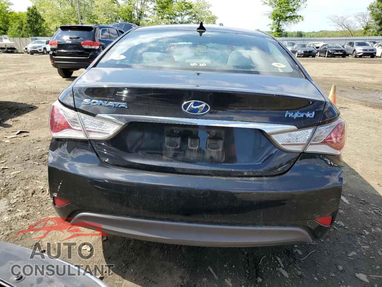 HYUNDAI SONATA 2013 - KMHEC4A45DA084446