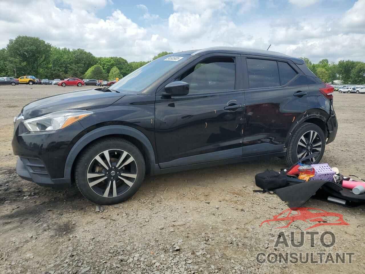 NISSAN KICKS 2018 - 3N1CP5CU5JL521906