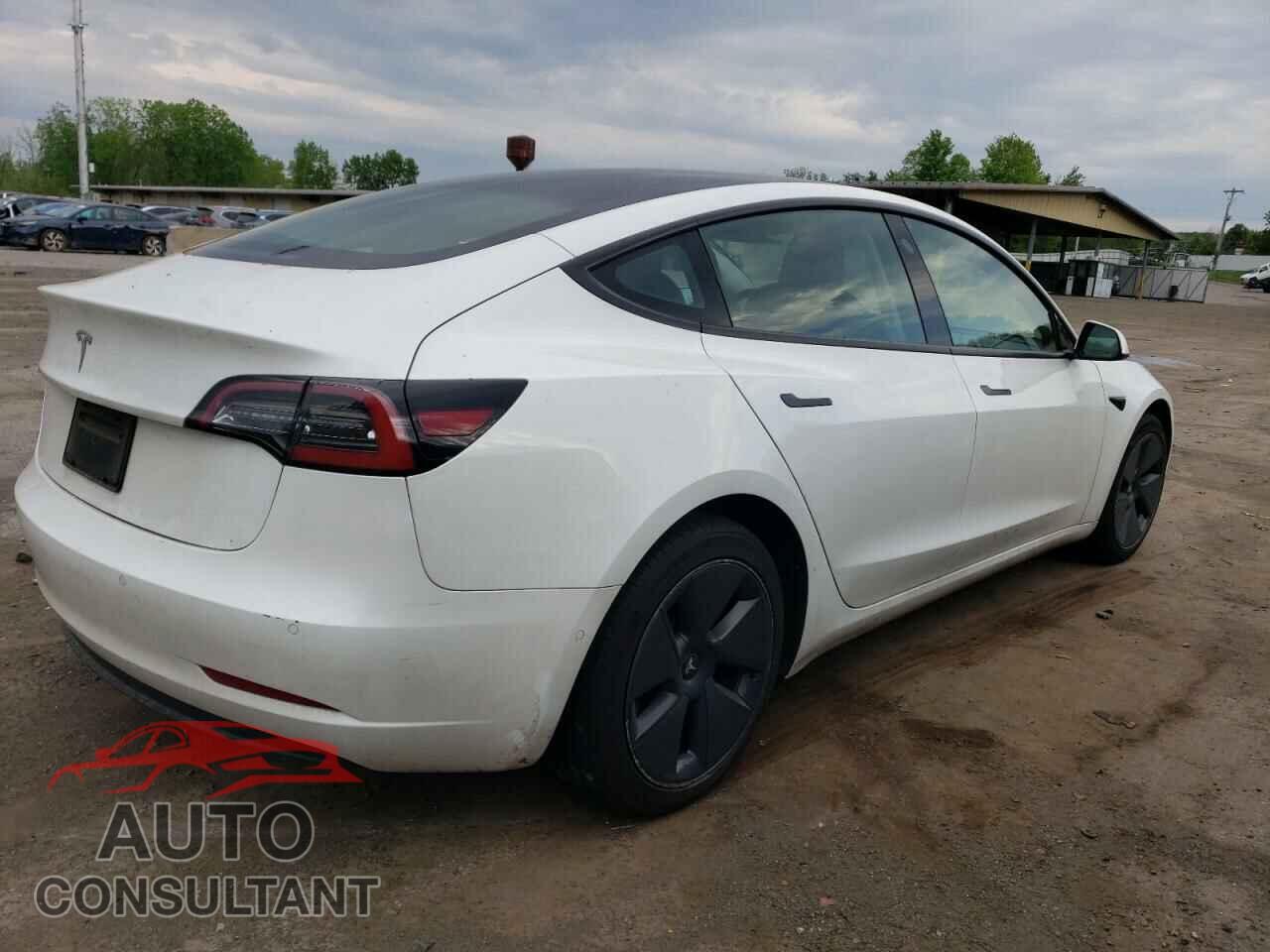 TESLA MODEL 3 2022 - 5YJ3E1EA3NF315681