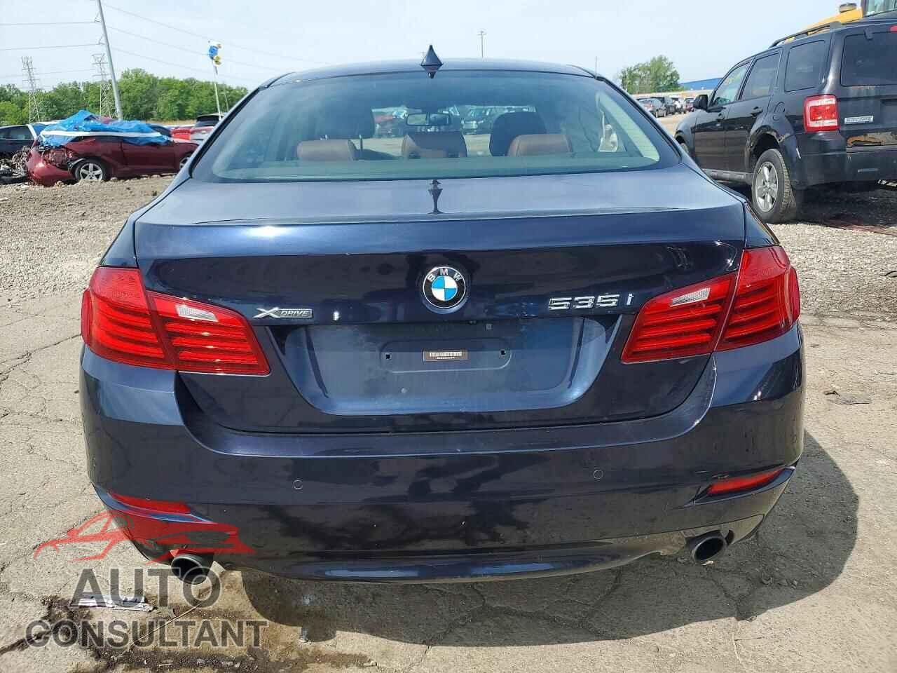 BMW 5 SERIES 2015 - WBA5B3C52FD548461