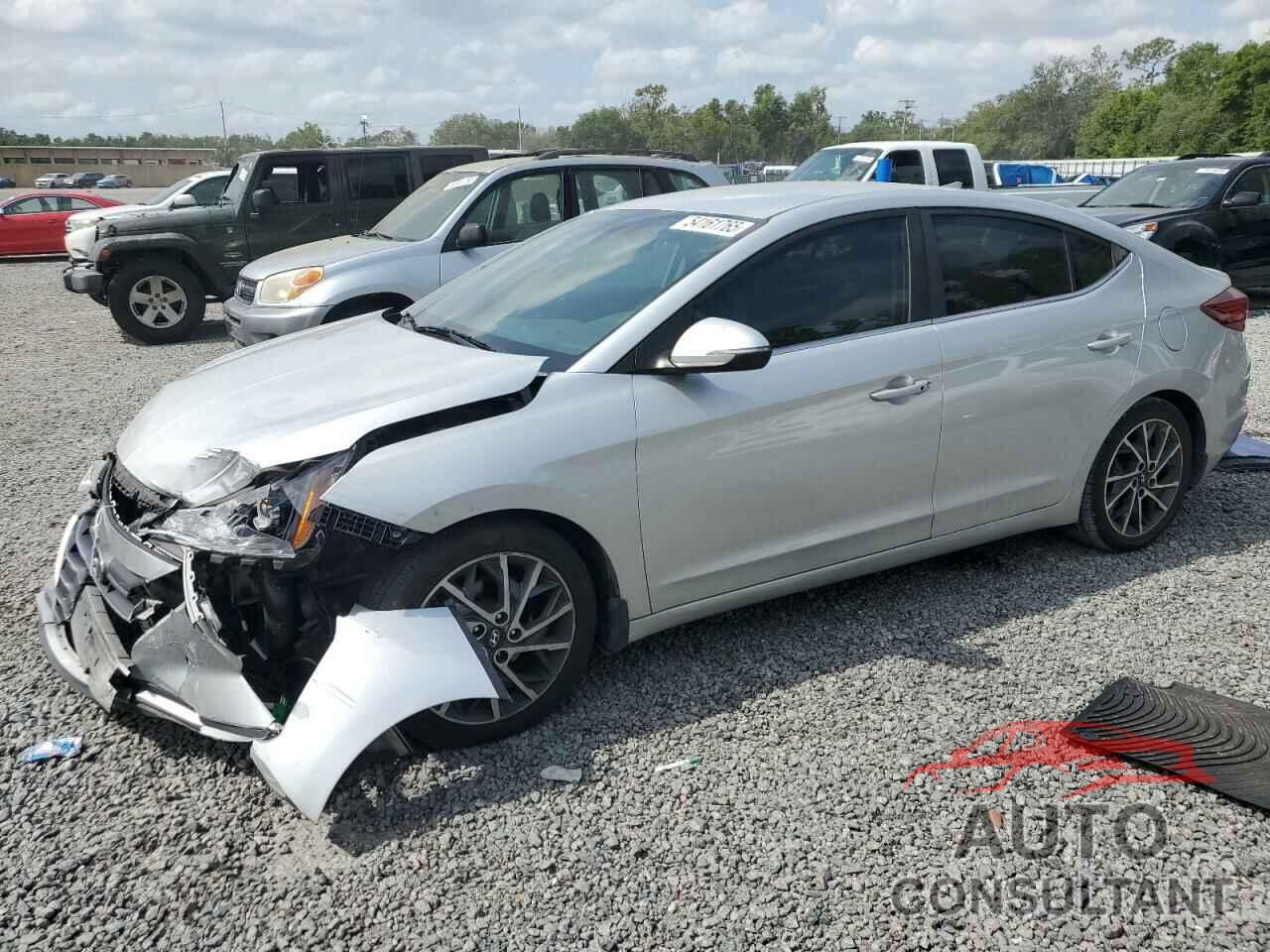 HYUNDAI ELANTRA 2019 - 5NPD84LF6KH488796