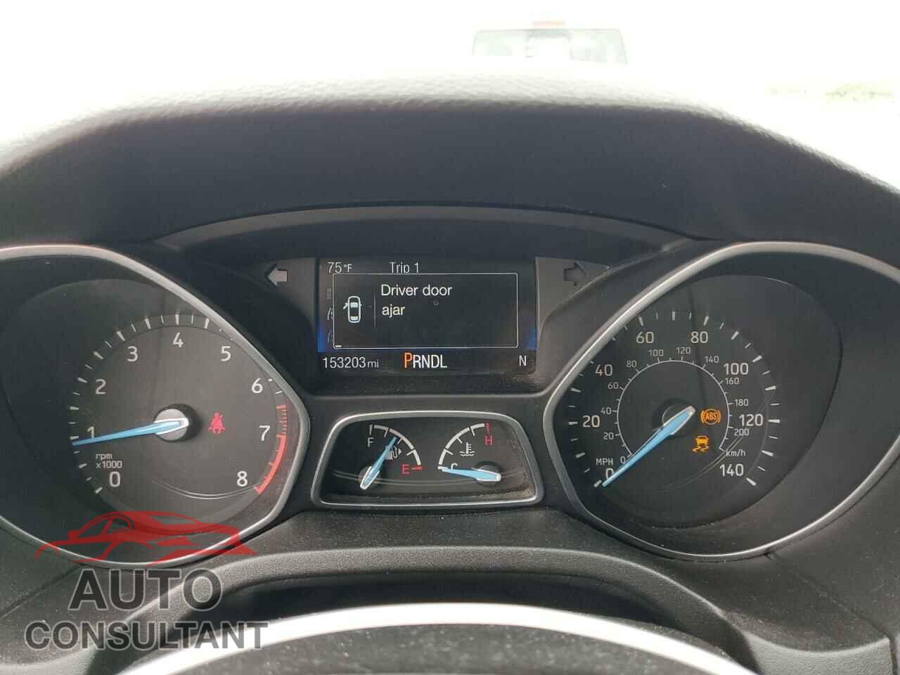 FORD FOCUS 2015 - 1FADP3F26FL348163