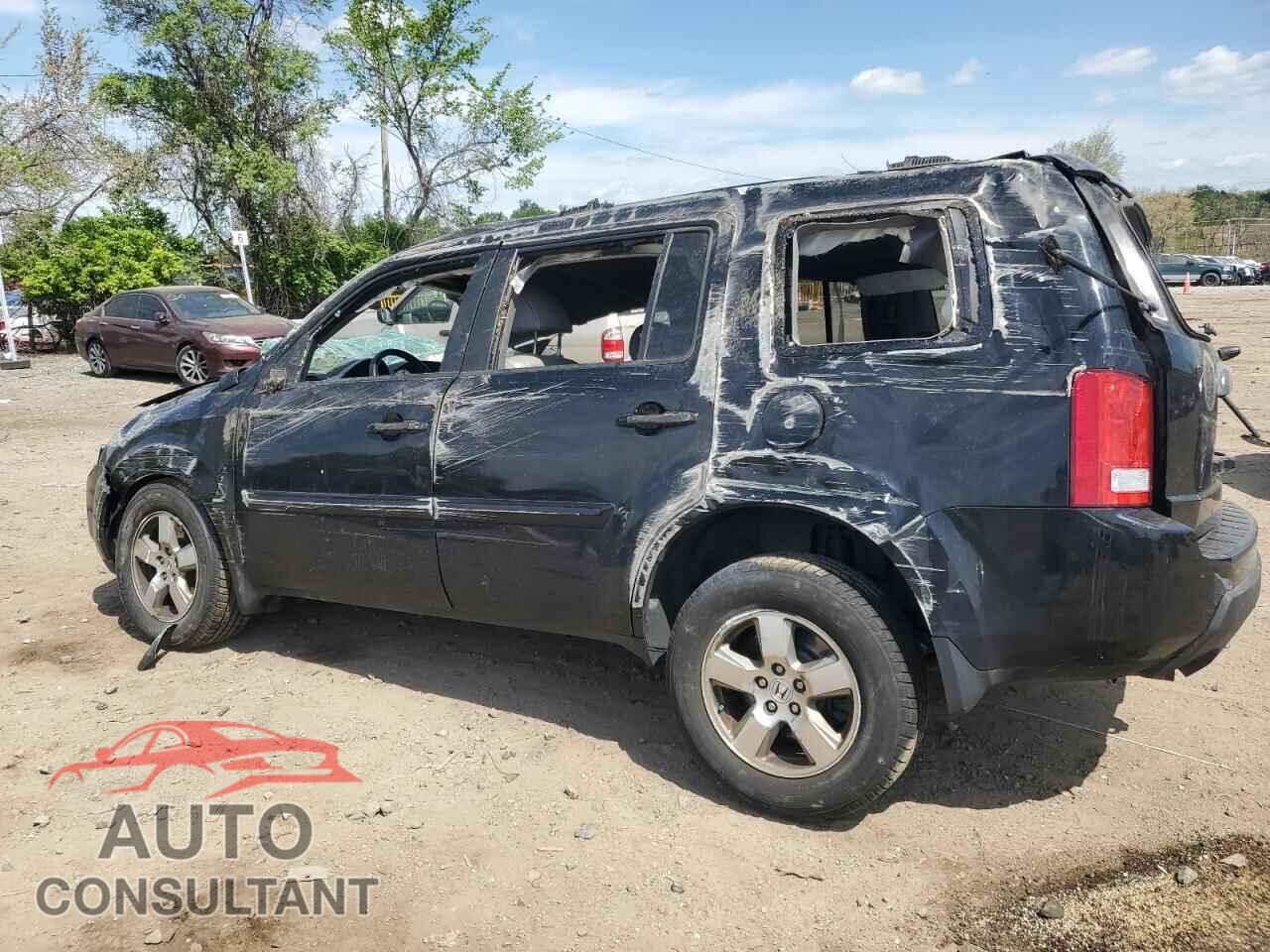 HONDA PILOT 2011 - 5FNYF4H79BB070918