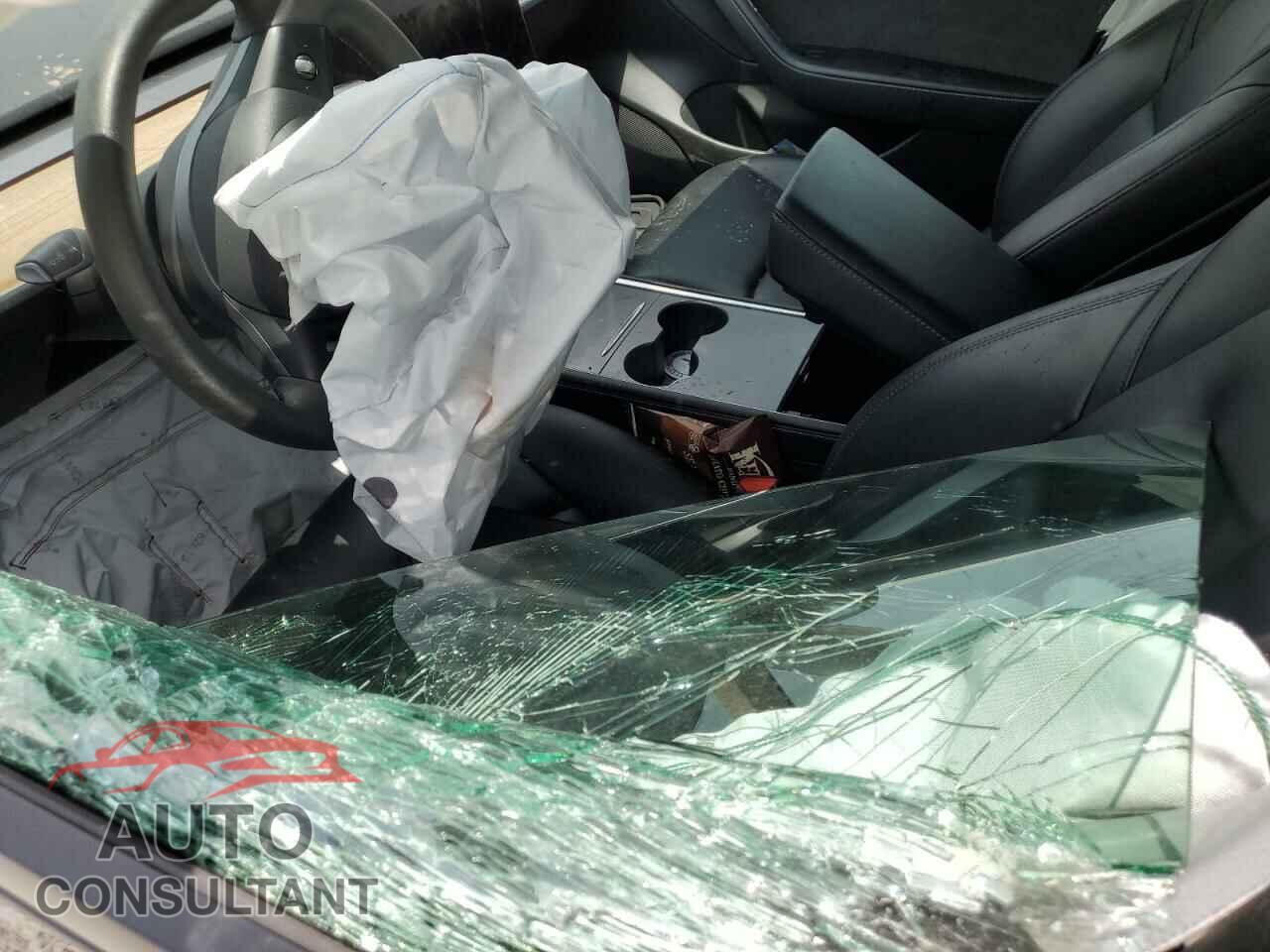 TESLA MODEL 3 2021 - 5YJ3E1EA2MF030467