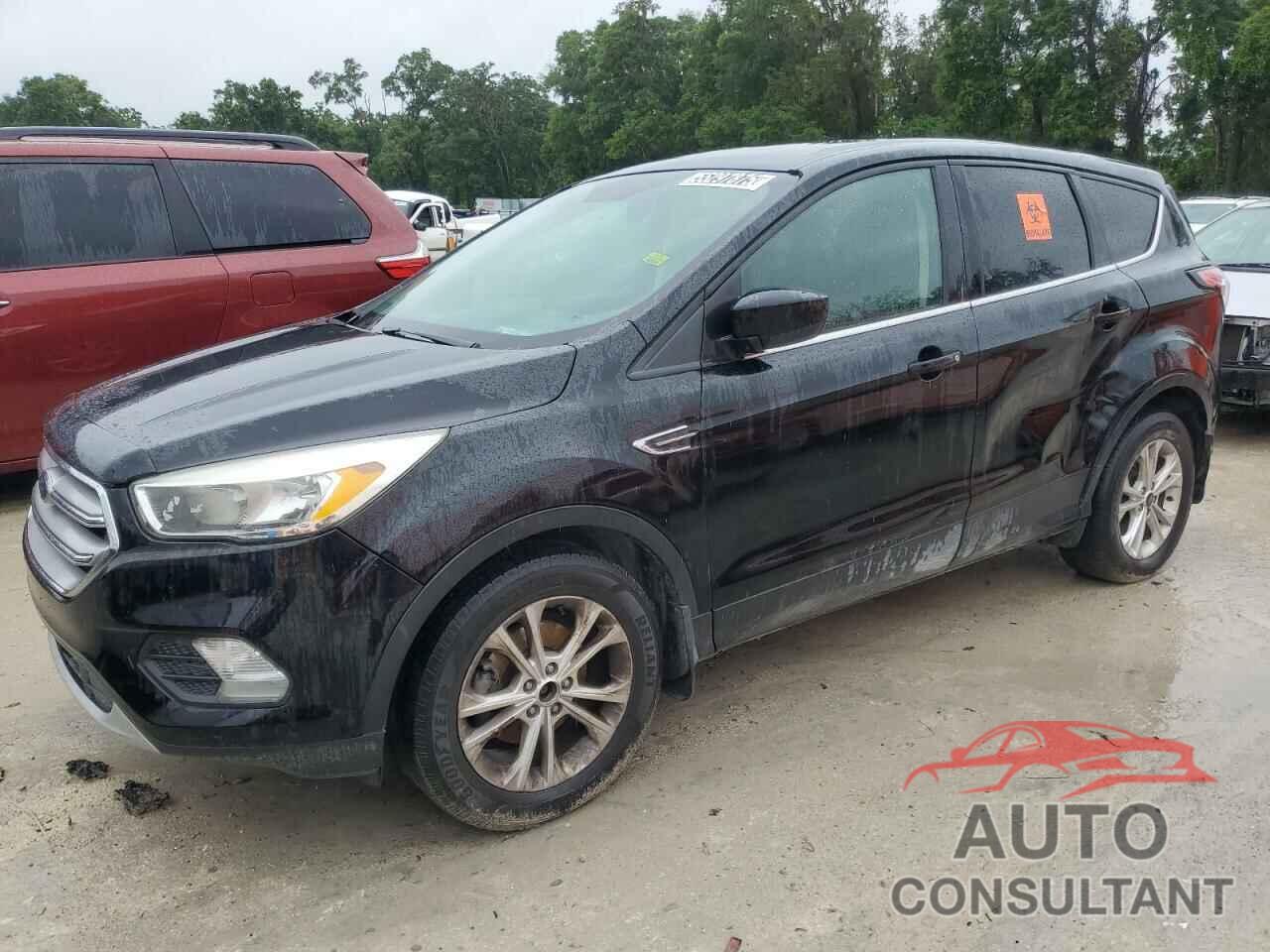 FORD ESCAPE 2017 - 1FMCU0GDXHUE93079