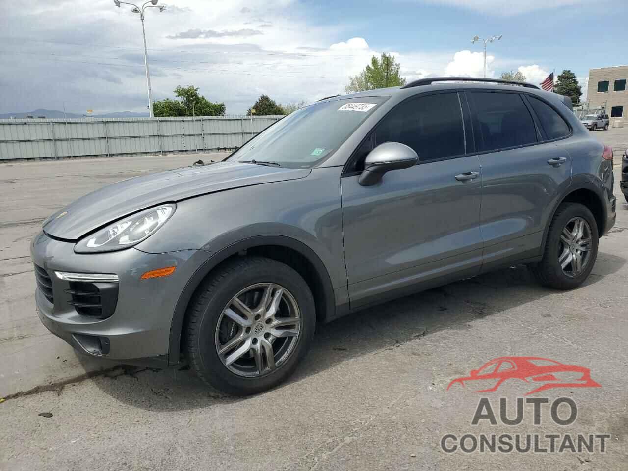 PORSCHE CAYENNE 2016 - WP1AA2A25GKA15037