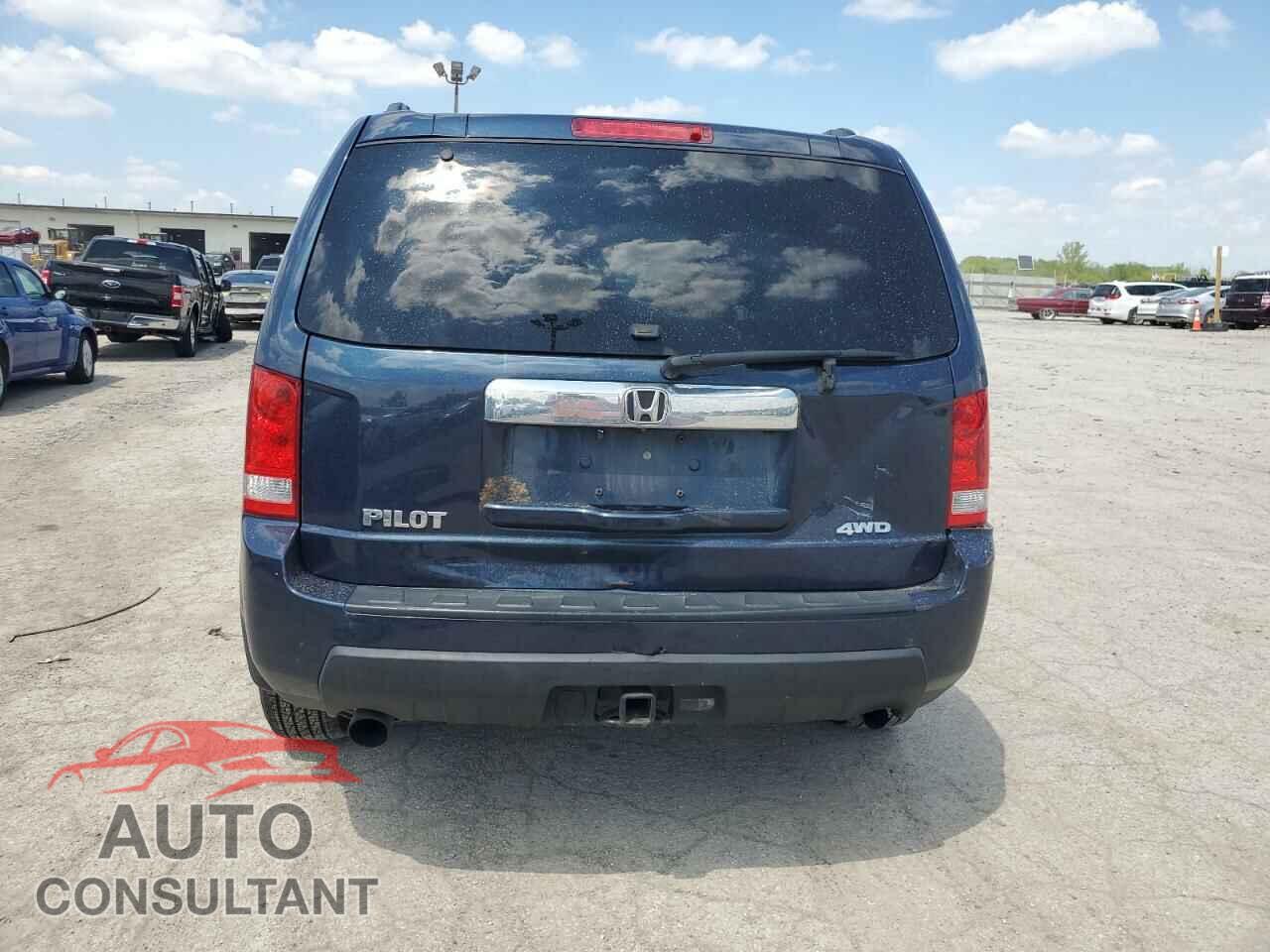 HONDA PILOT 2011 - 5FNYF4H72BB016182