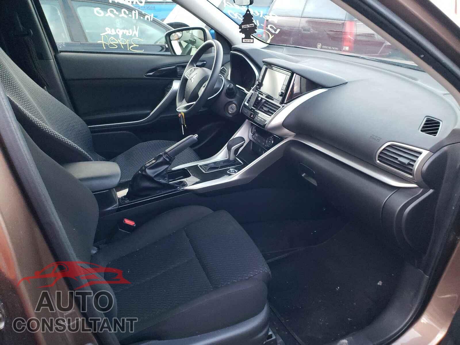 MITSUBISHI ECLIPSE 2019 - JA4AT3AA9KZ029705