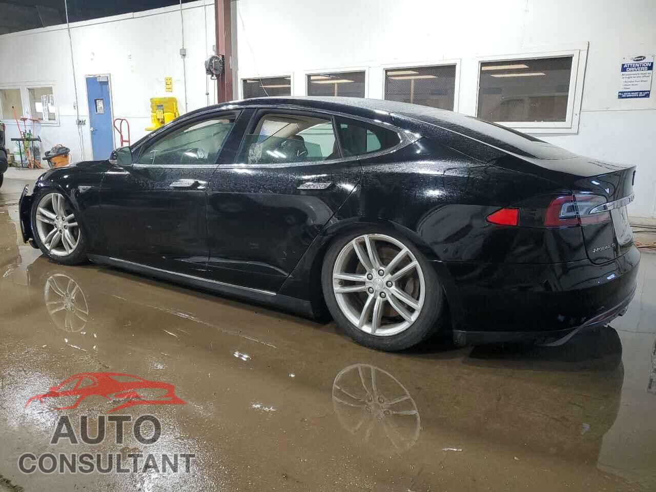 TESLA MODEL S 2013 - 5YJSA1CG1DFP03666