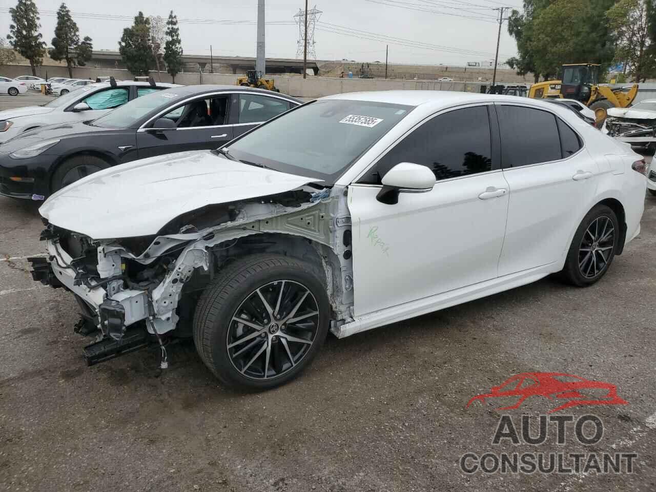 TOYOTA CAMRY 2022 - 4T1T11AK6NU689375