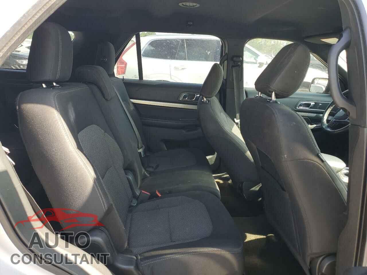 FORD EXPLORER 2018 - 1FM5K7D89JGB03219