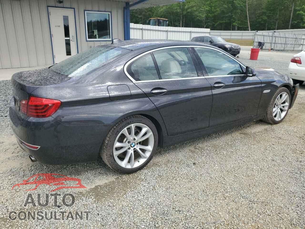 BMW 5 SERIES 2015 - WBA5B3C57FD545152