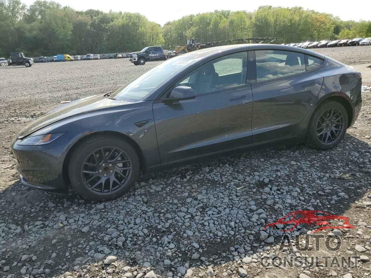 TESLA MODEL 3 2025 - 5YJ3E1EA1SF904045