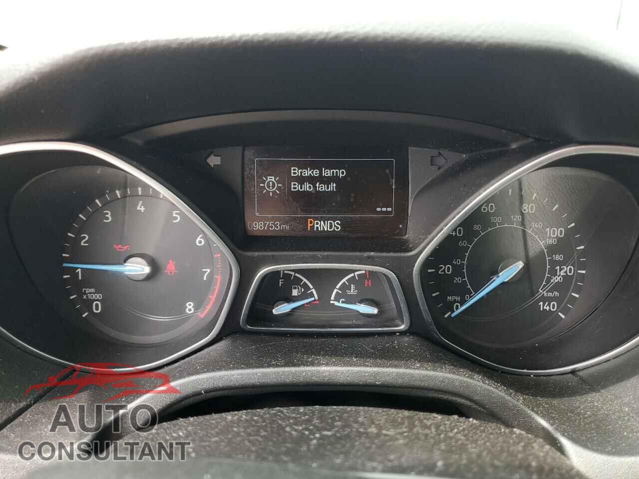 FORD FOCUS 2015 - 1FADP3F20FL228679