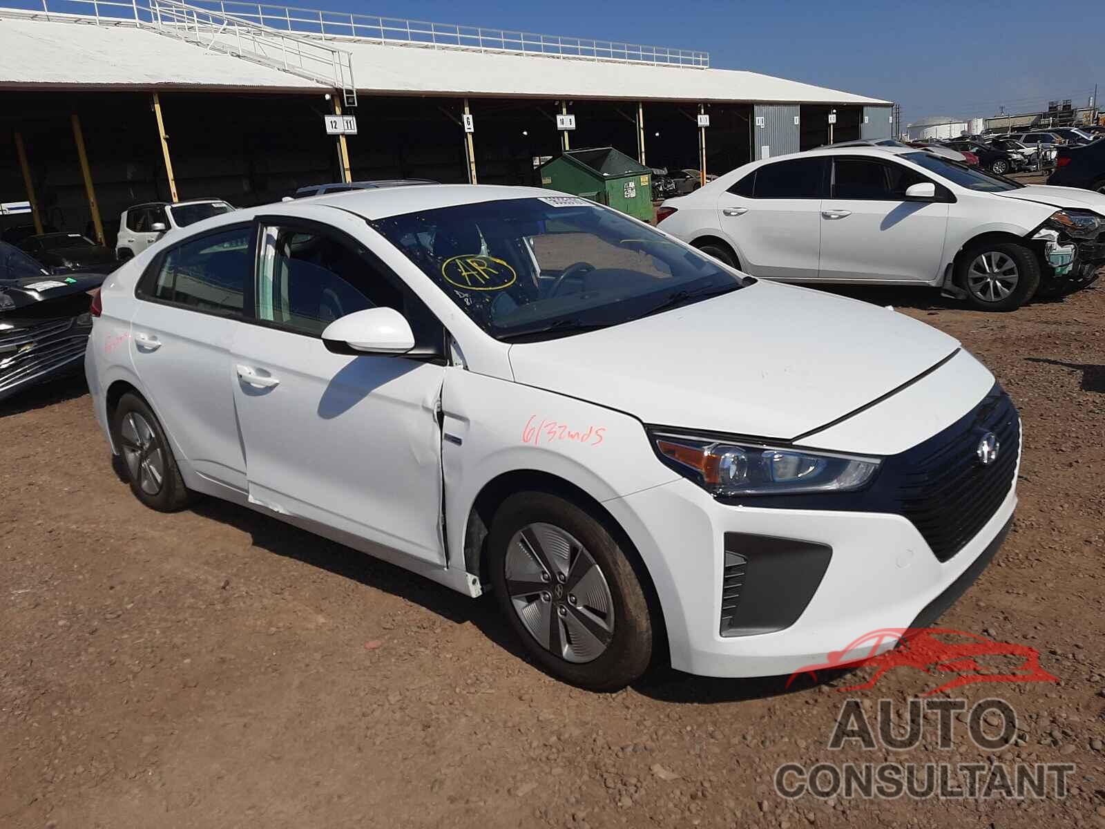 HYUNDAI IONIQ 2019 - KMHC65LC2KU175209