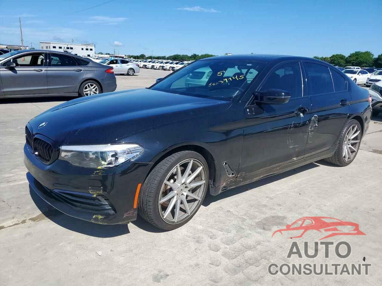 BMW 5 SERIES 2019 - WBAJA5C50KG900345