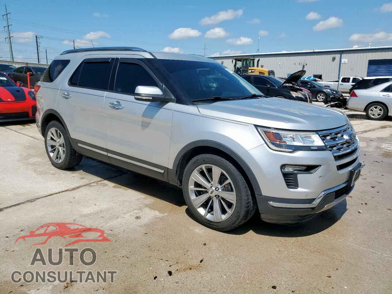 FORD EXPLORER 2018 - 1FM5K7F85JGA28676