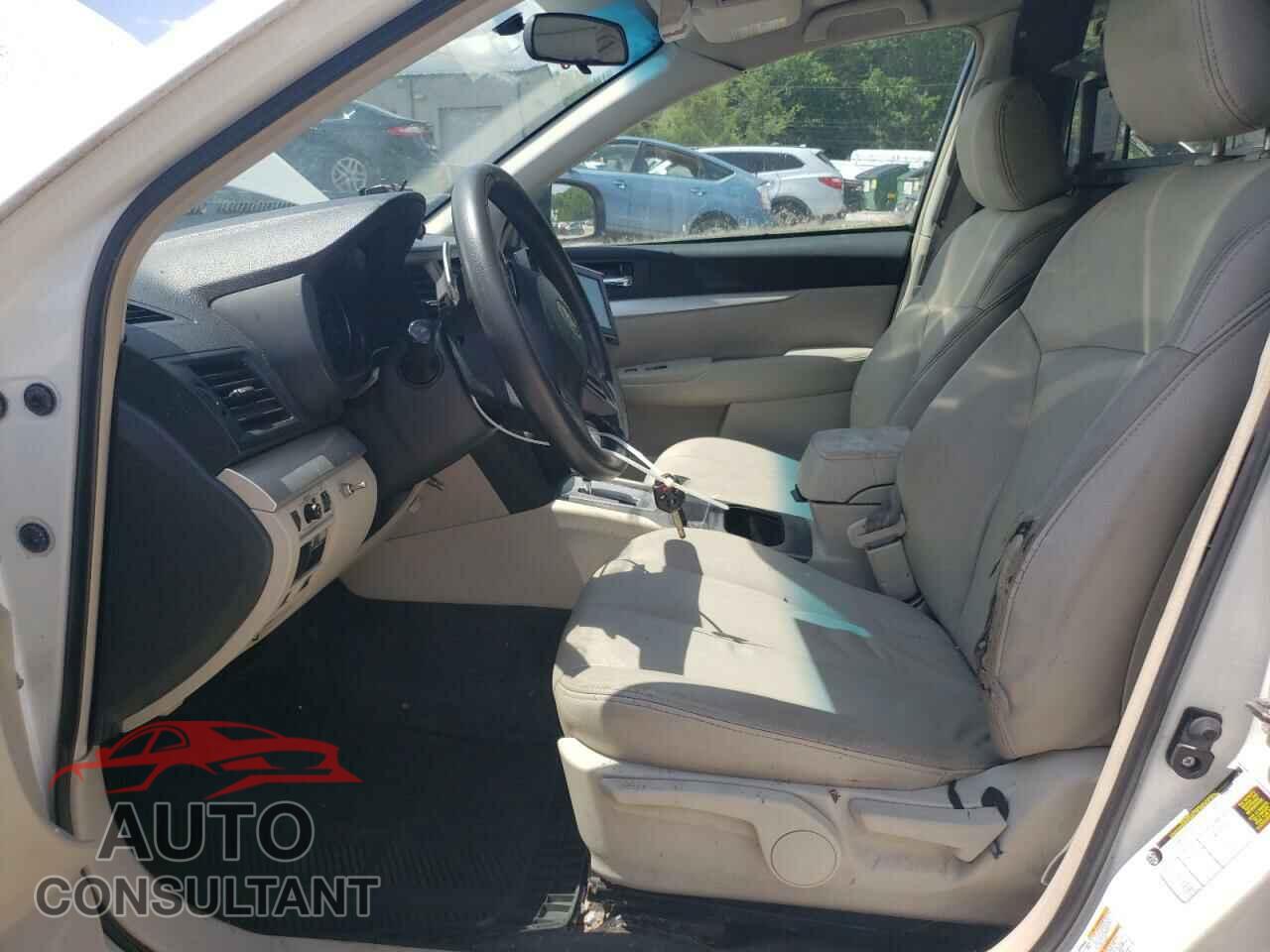 SUBARU OUTBACK 2013 - 4S4BRBAC8D3245700