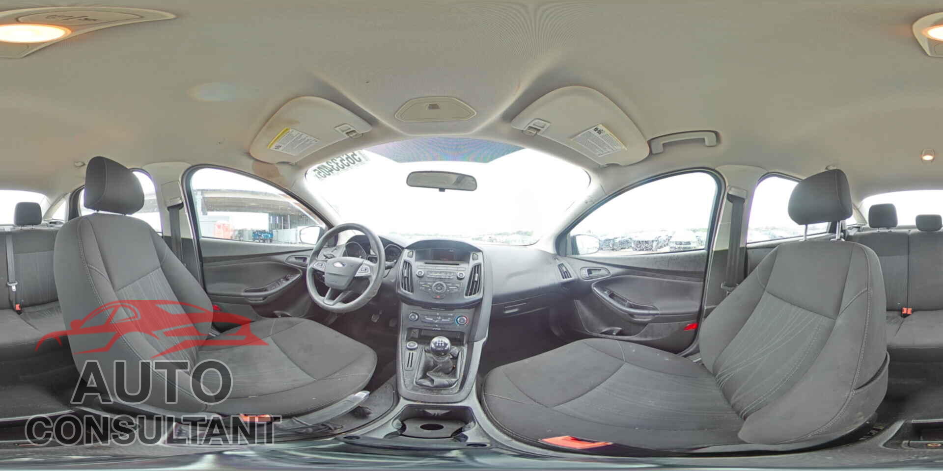 FORD FOCUS 2015 - 1FADP3E24FL339043