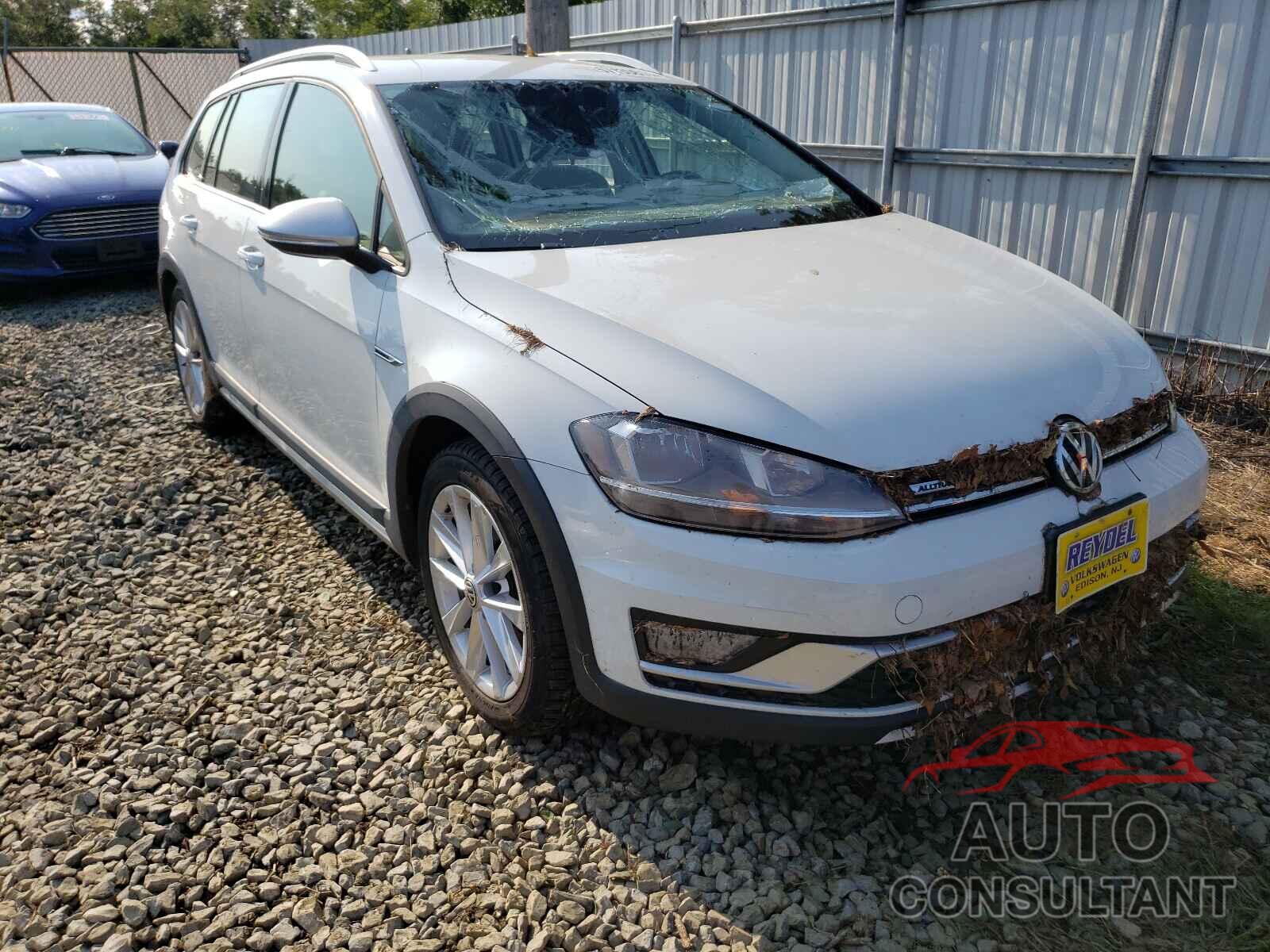 VOLKSWAGEN GOLF 2019 - 3VWM17AU5KM516182