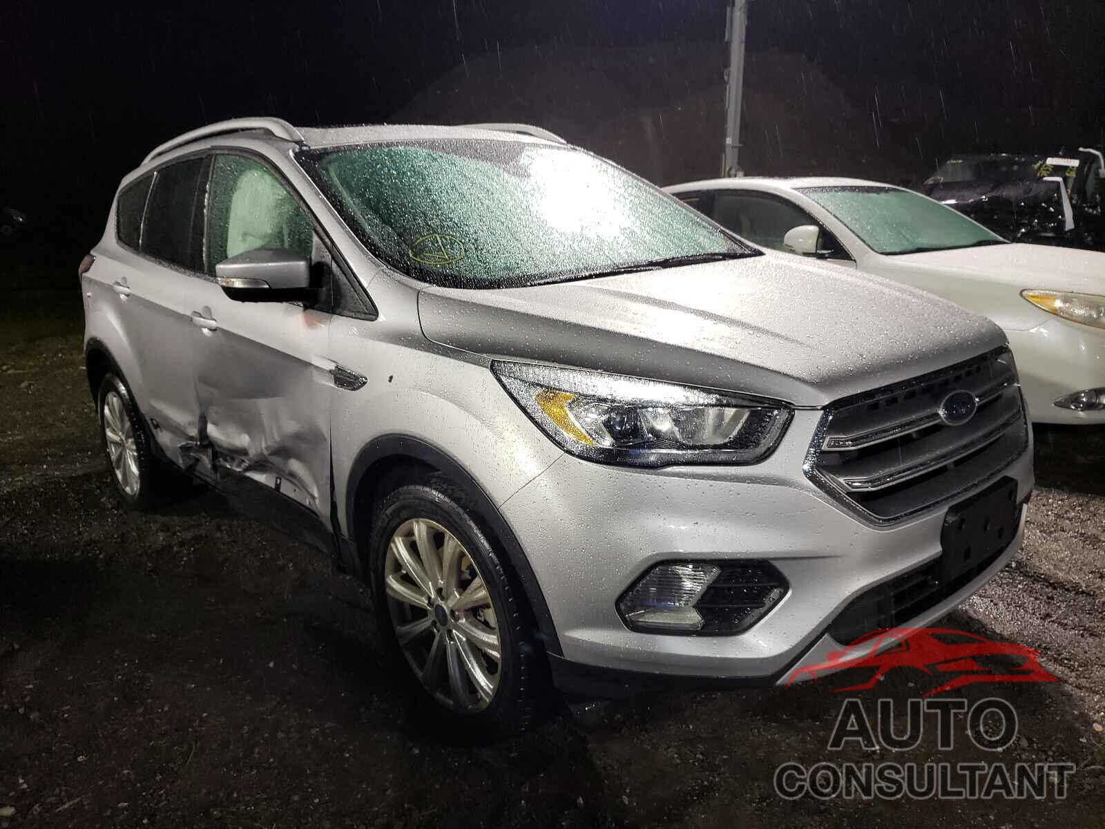 FORD ESCAPE 2017 - 1FMCU9JD9HUA56638