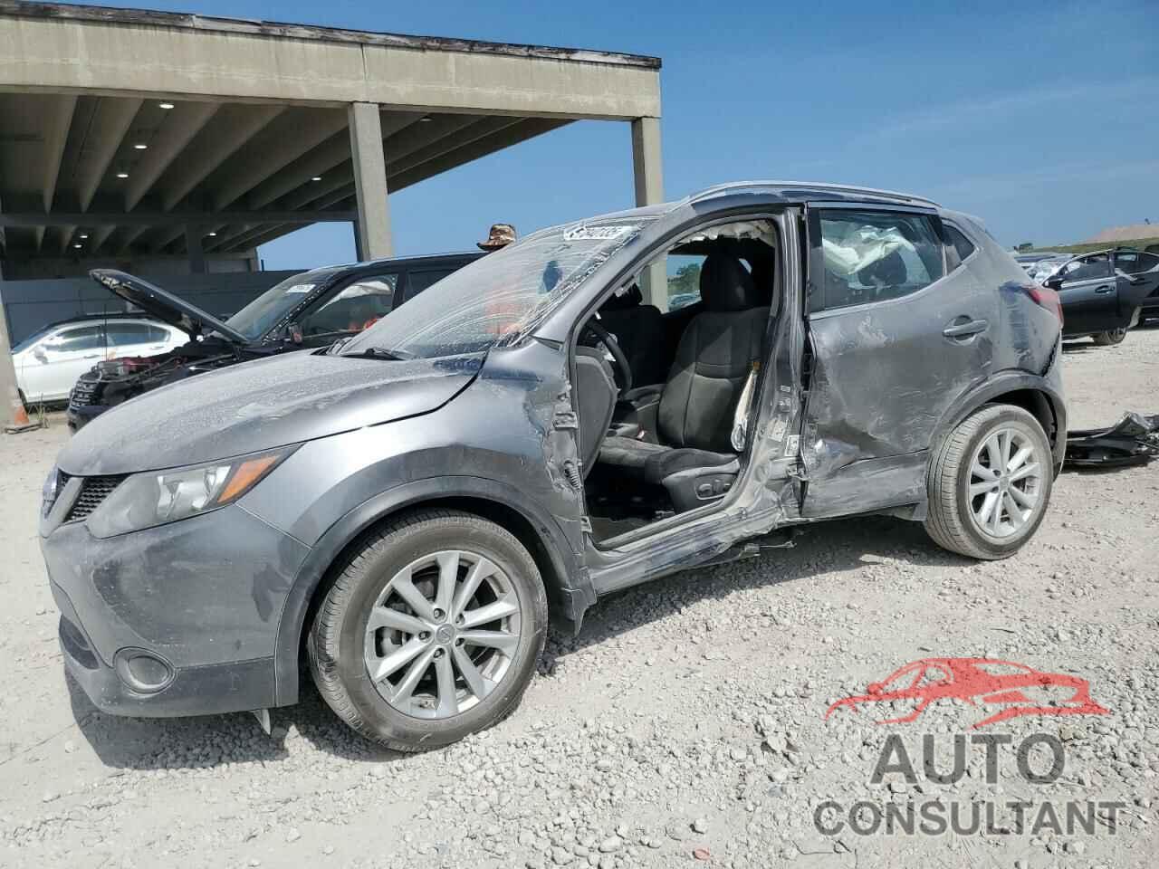 NISSAN ROGUE 2017 - JN1BJ1CP2HW019939
