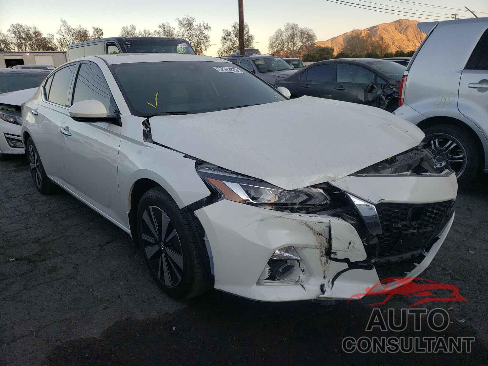 NISSAN ALTIMA SV 2019 - 1N4BL4DV4KC142467