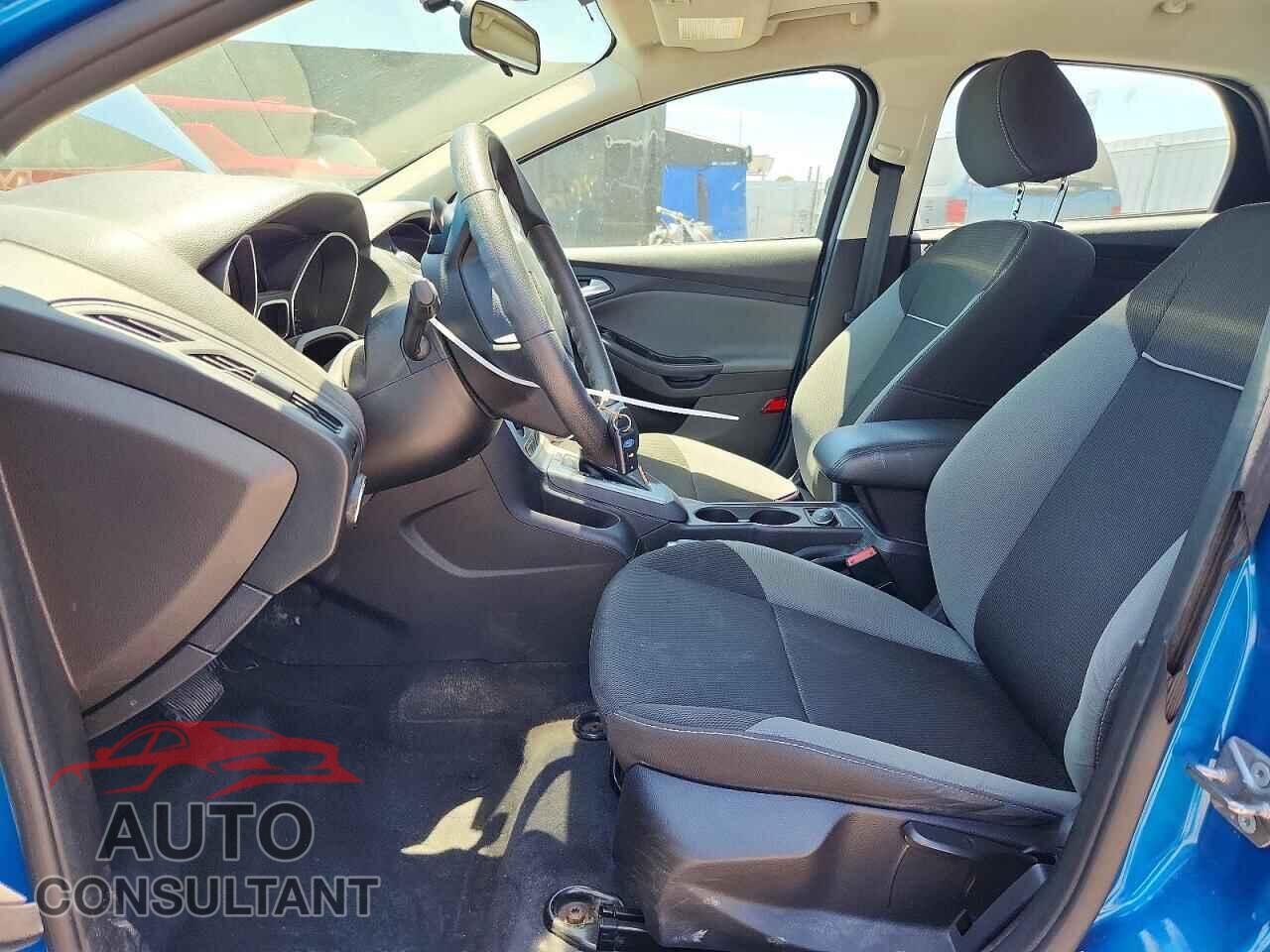 FORD FOCUS 2014 - 1FADP3F22EL305339