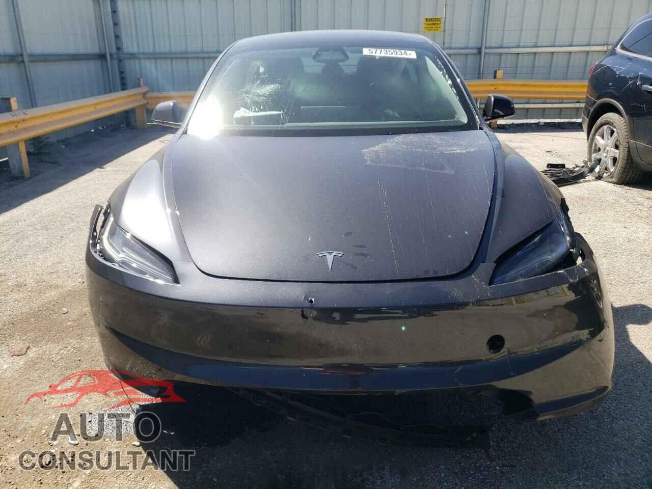 TESLA MODEL 3 2024 - 5YJ3E1EA8RF743008