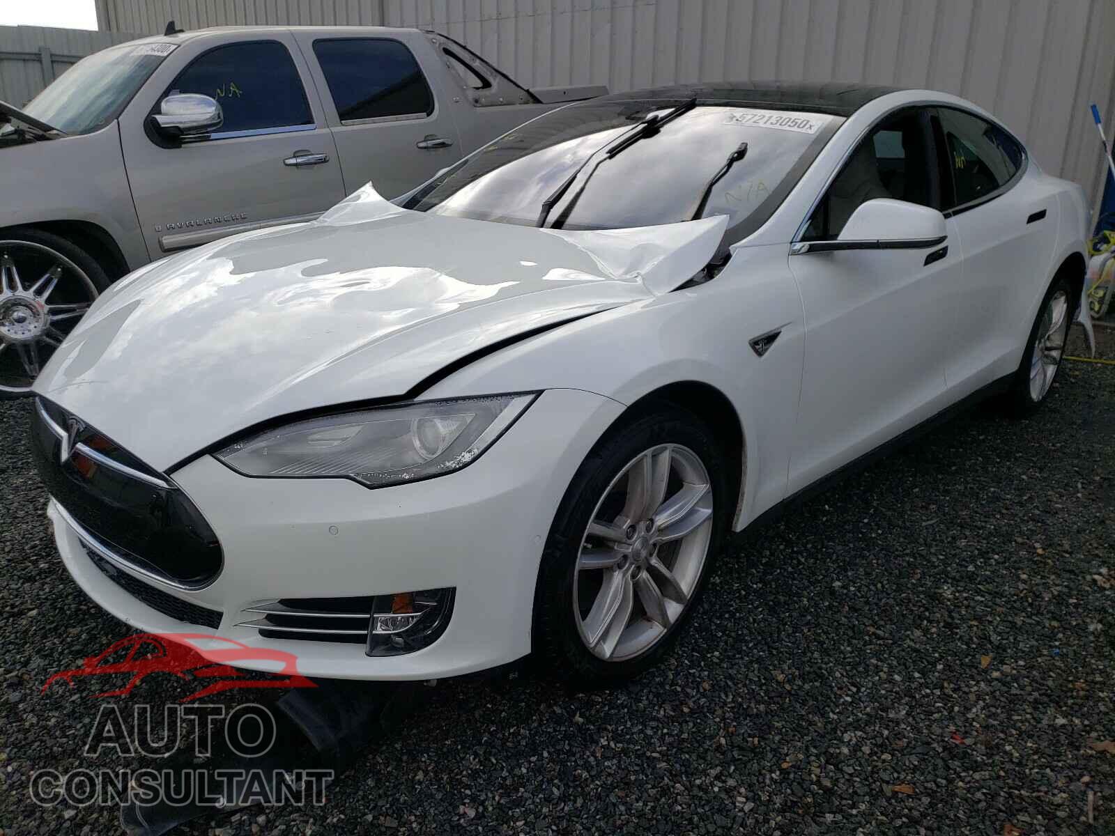 TESLA MODEL S 2016 - 5YJSA1E22GF132002