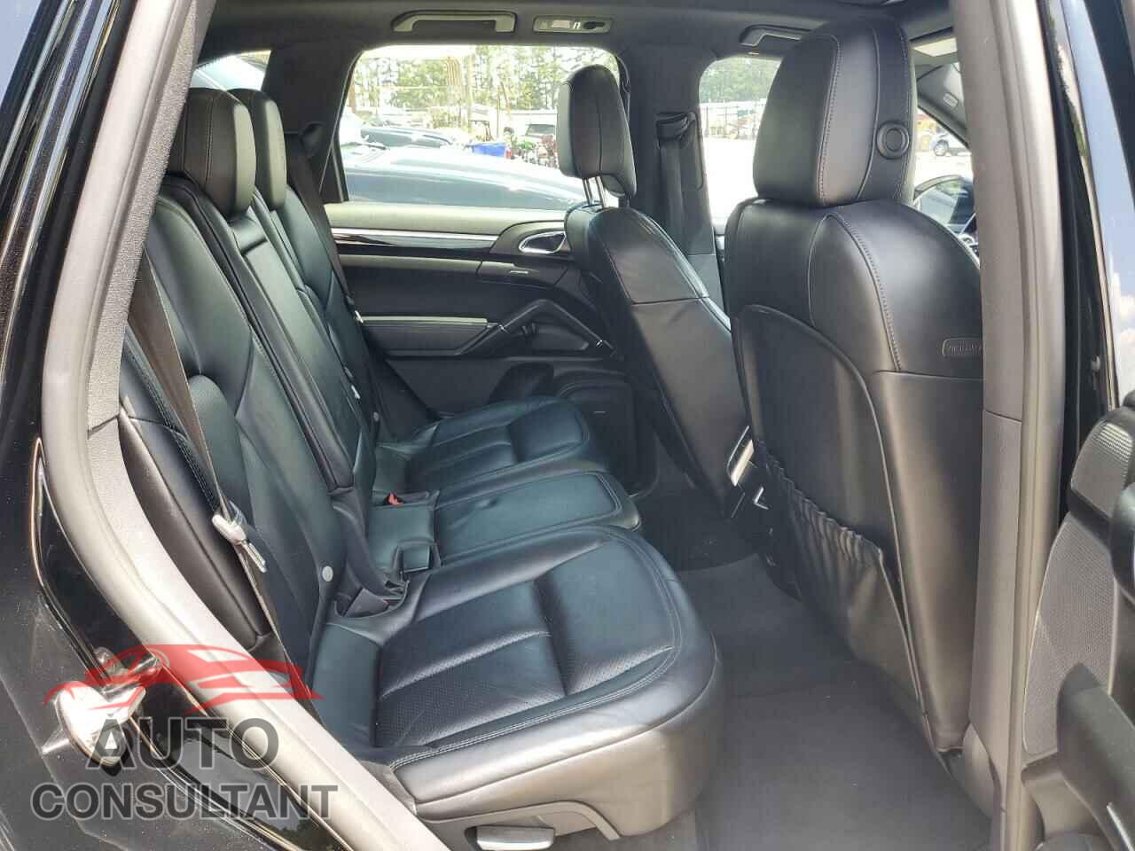 PORSCHE CAYENNE 2017 - WP1AA2A28HKA82393