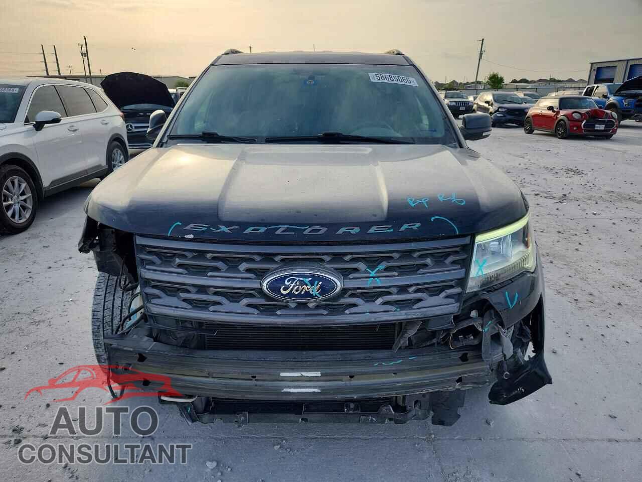 FORD EXPLORER 2018 - 1FM5K7D85JGB07266
