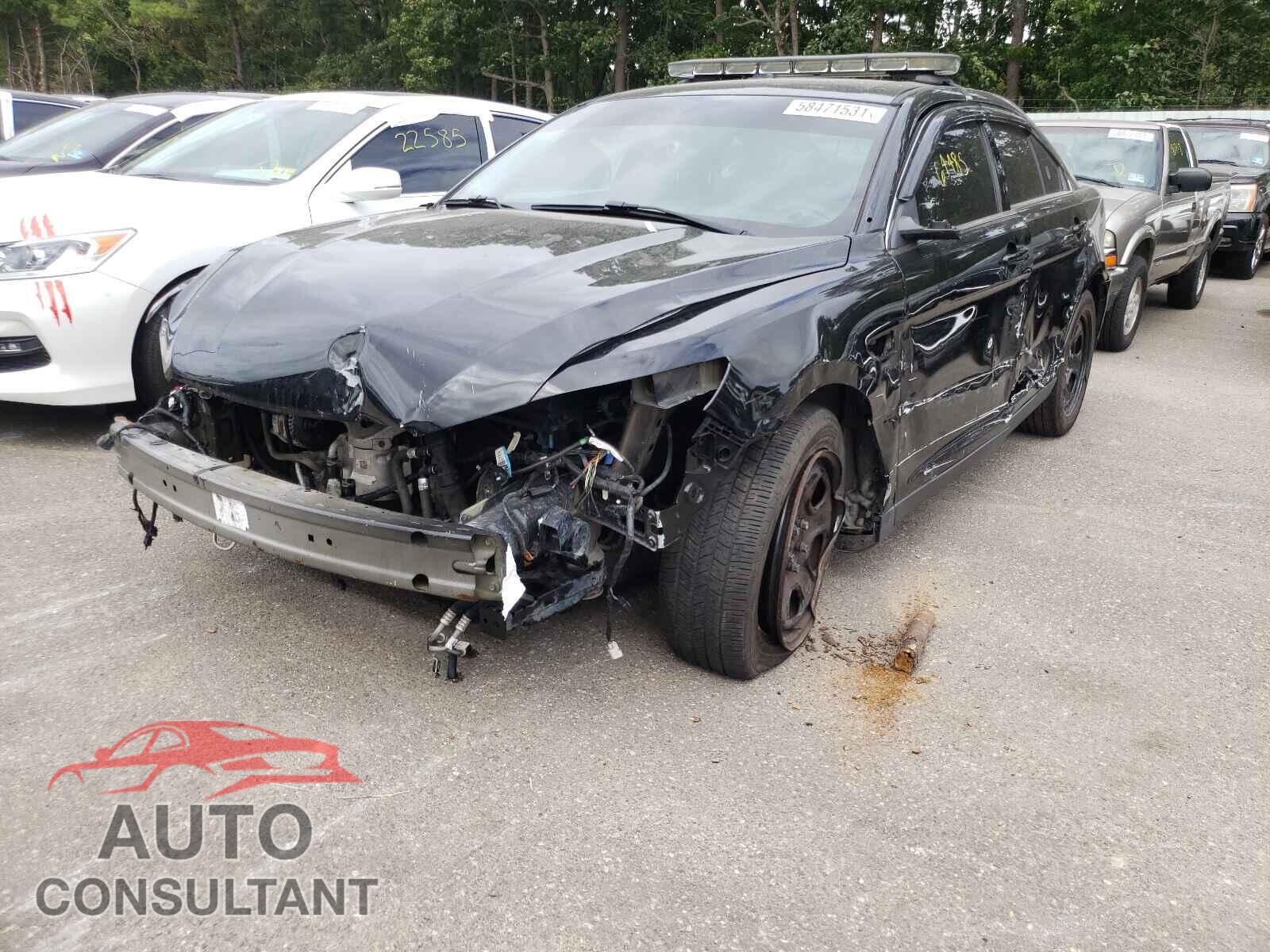 FORD TAURUS 2017 - 1FAHP2MK3HG103573