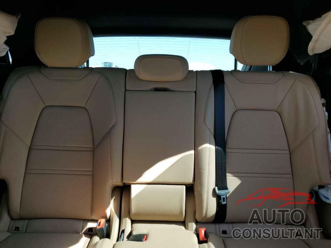 PORSCHE CAYENNE 2022 - WP1AA2AY5NDA02939