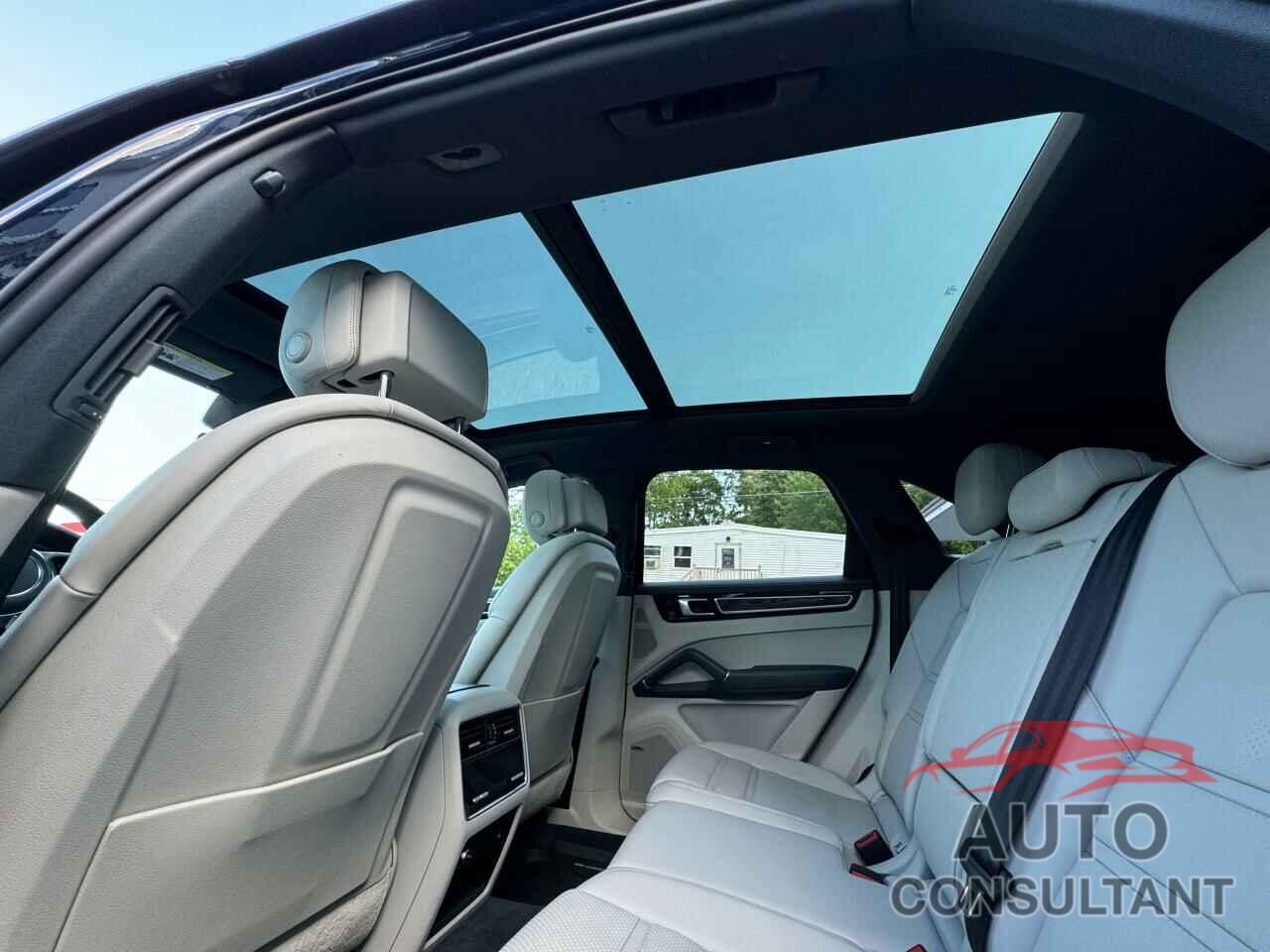 PORSCHE CAYENNE 2019 - WP1AB2AY9KDA64935