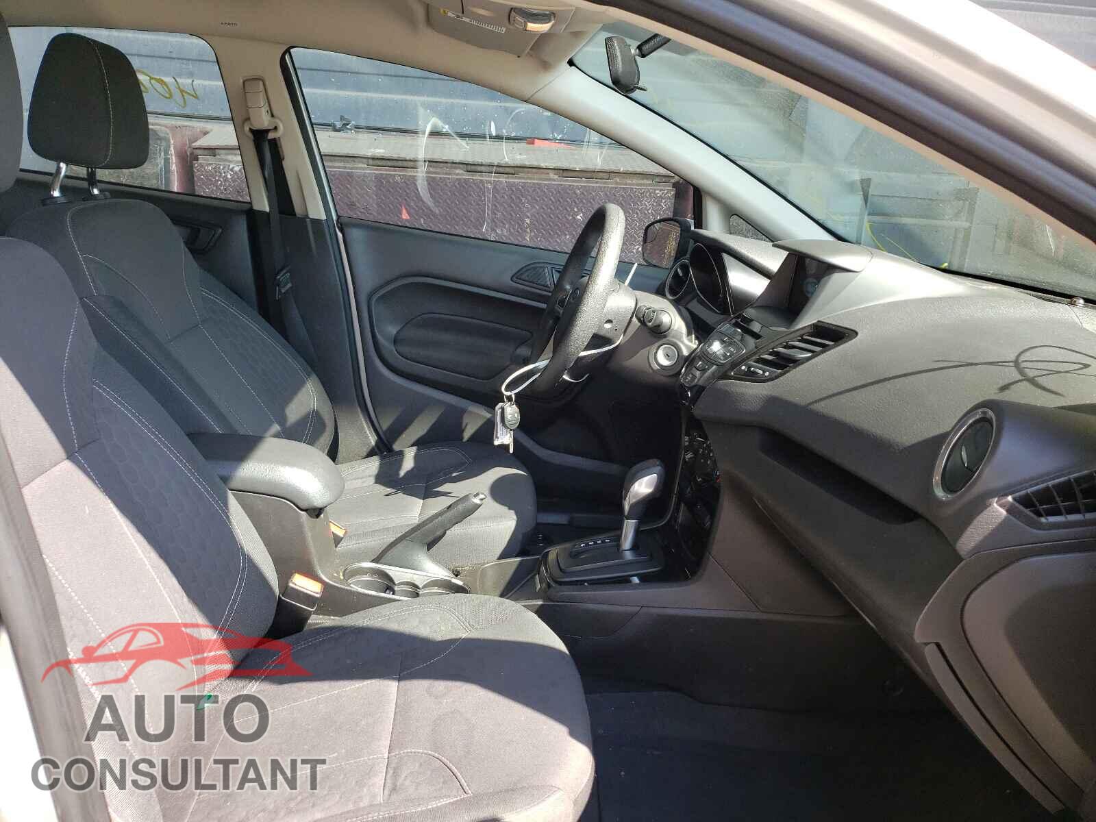 FORD FIESTA 2019 - 3FADP4EJ2KM143723