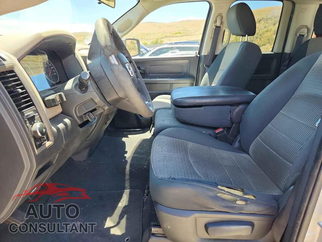 DODGE RAM 1500 2012 - 1C6RD7FT9CS142207