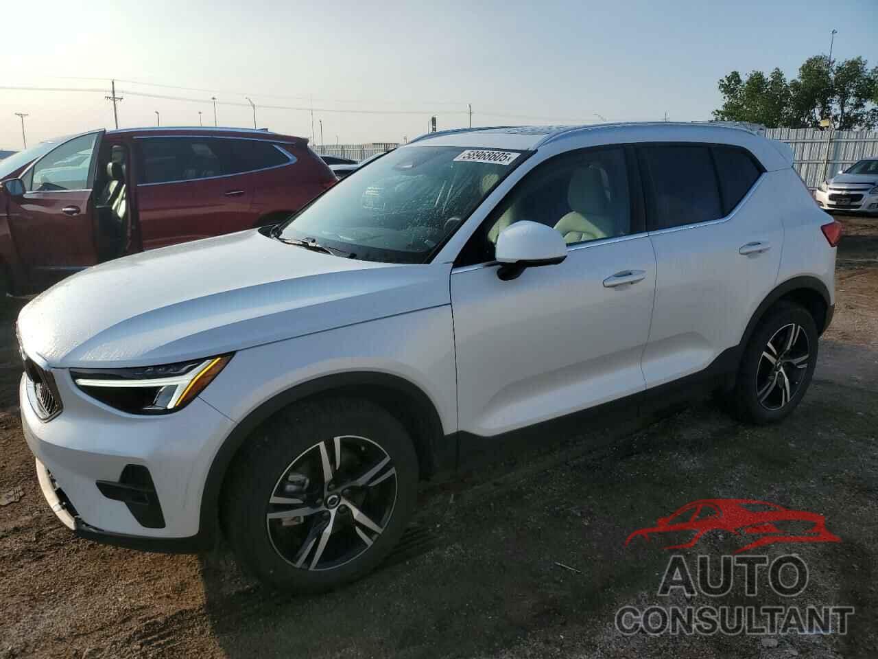 VOLVO XC40 PLUS 2023 - YV4L12UN6P2939144