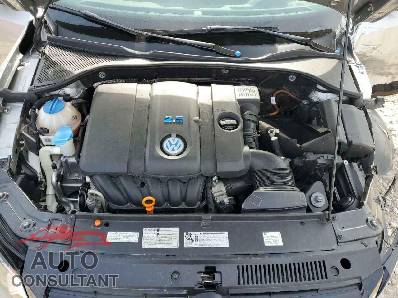 VOLKSWAGEN PASSAT 2012 - 1VWAP7A3XCC017731
