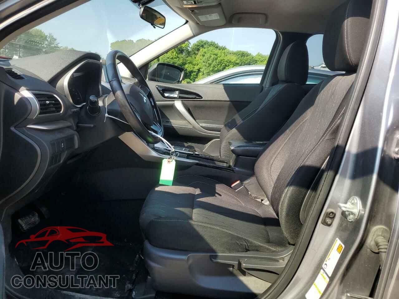 MITSUBISHI ECLIPSE 2018 - JA4AT5AA5JZ045314