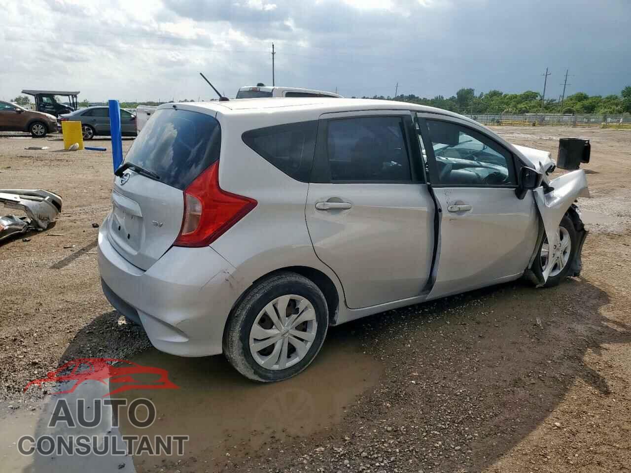 NISSAN VERSA 2019 - 3N1CE2CP3KL359015