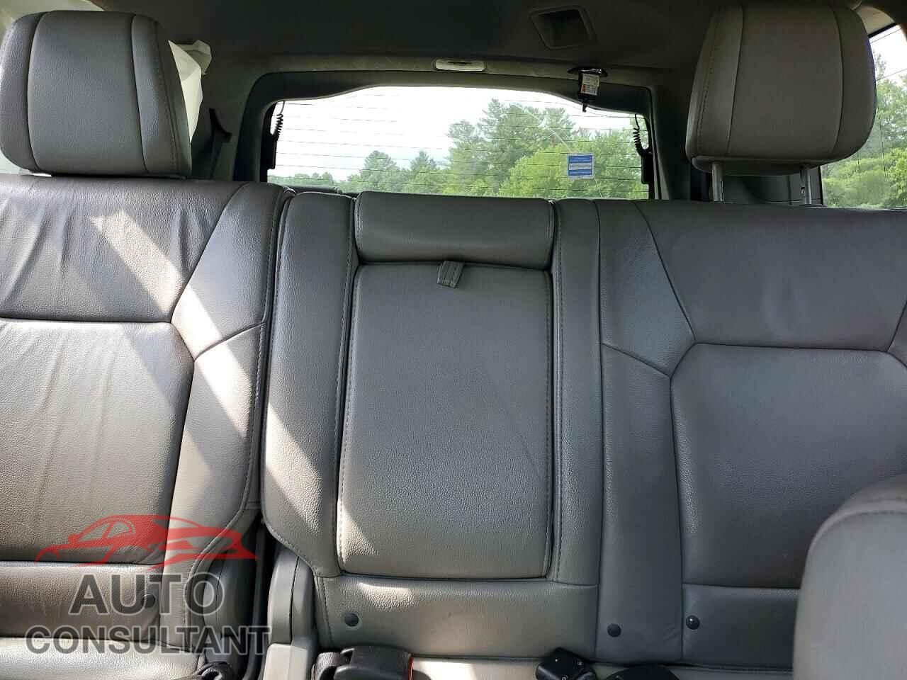 HONDA PILOT 2014 - 5FNYF4H74EB021775