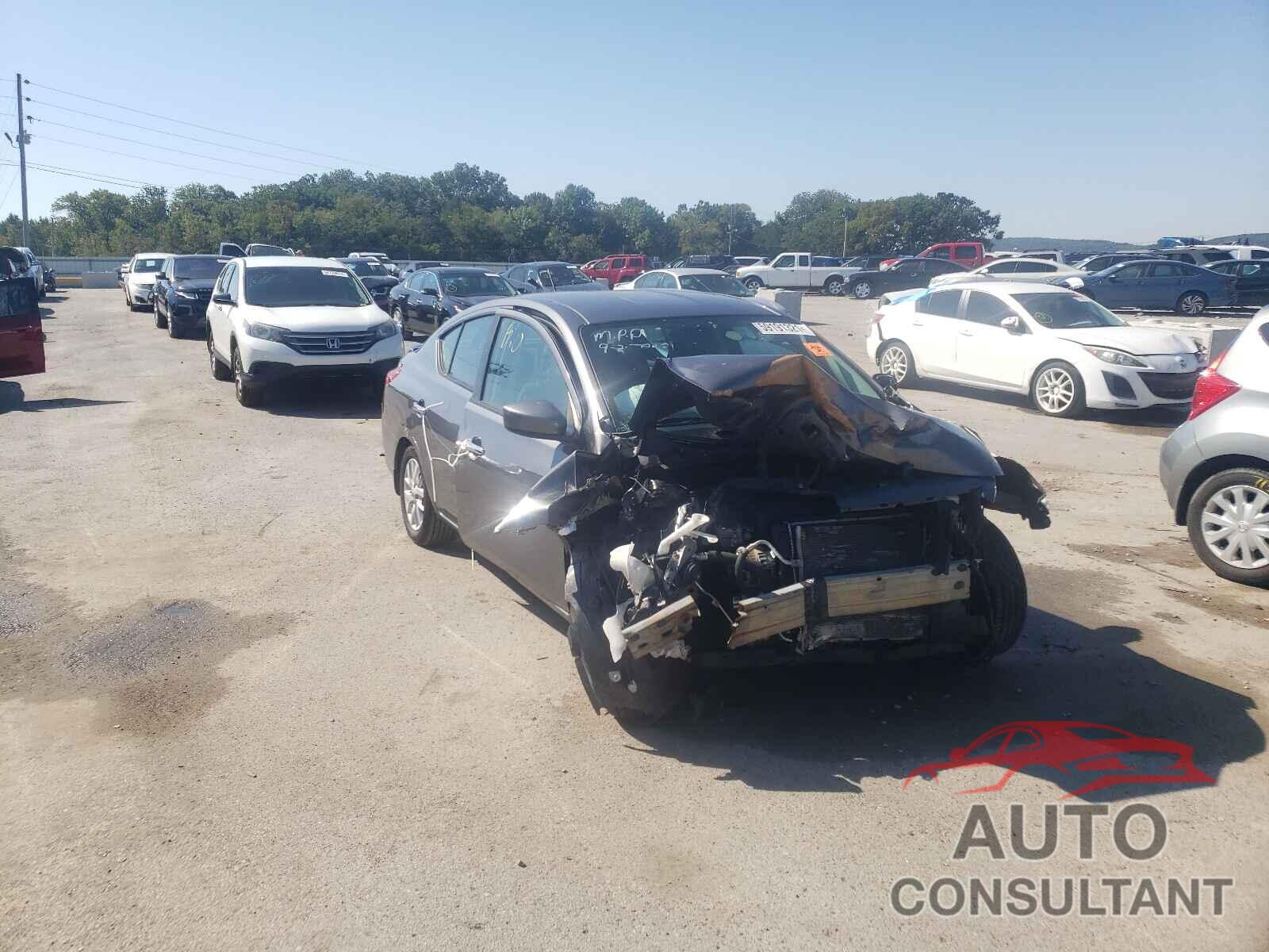 NISSAN VERSA 2019 - 3N1CN7AP1KL841501