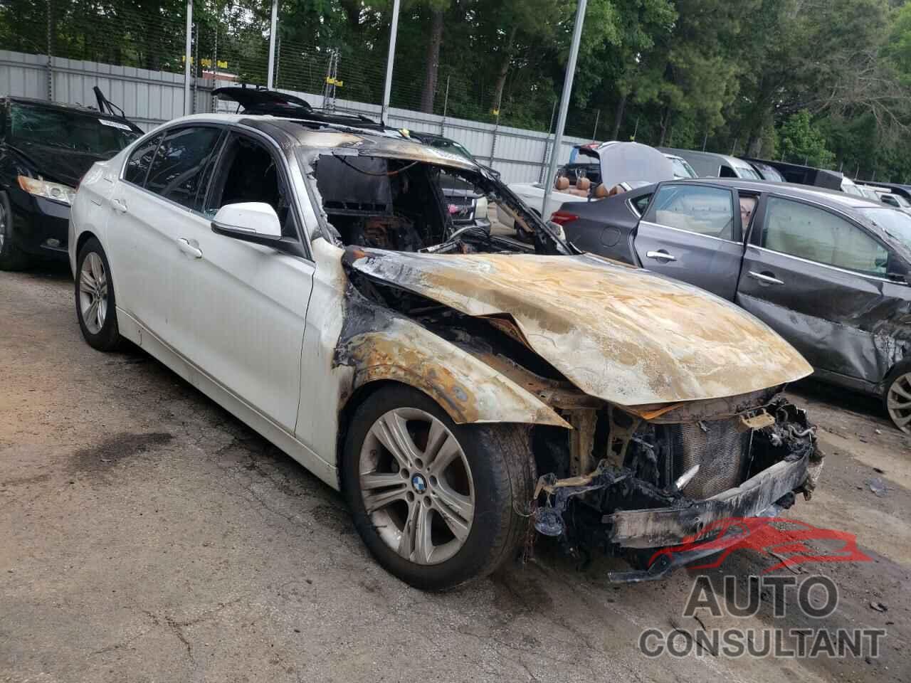 BMW 3 SERIES 2017 - WBA8B9G34HNU54443