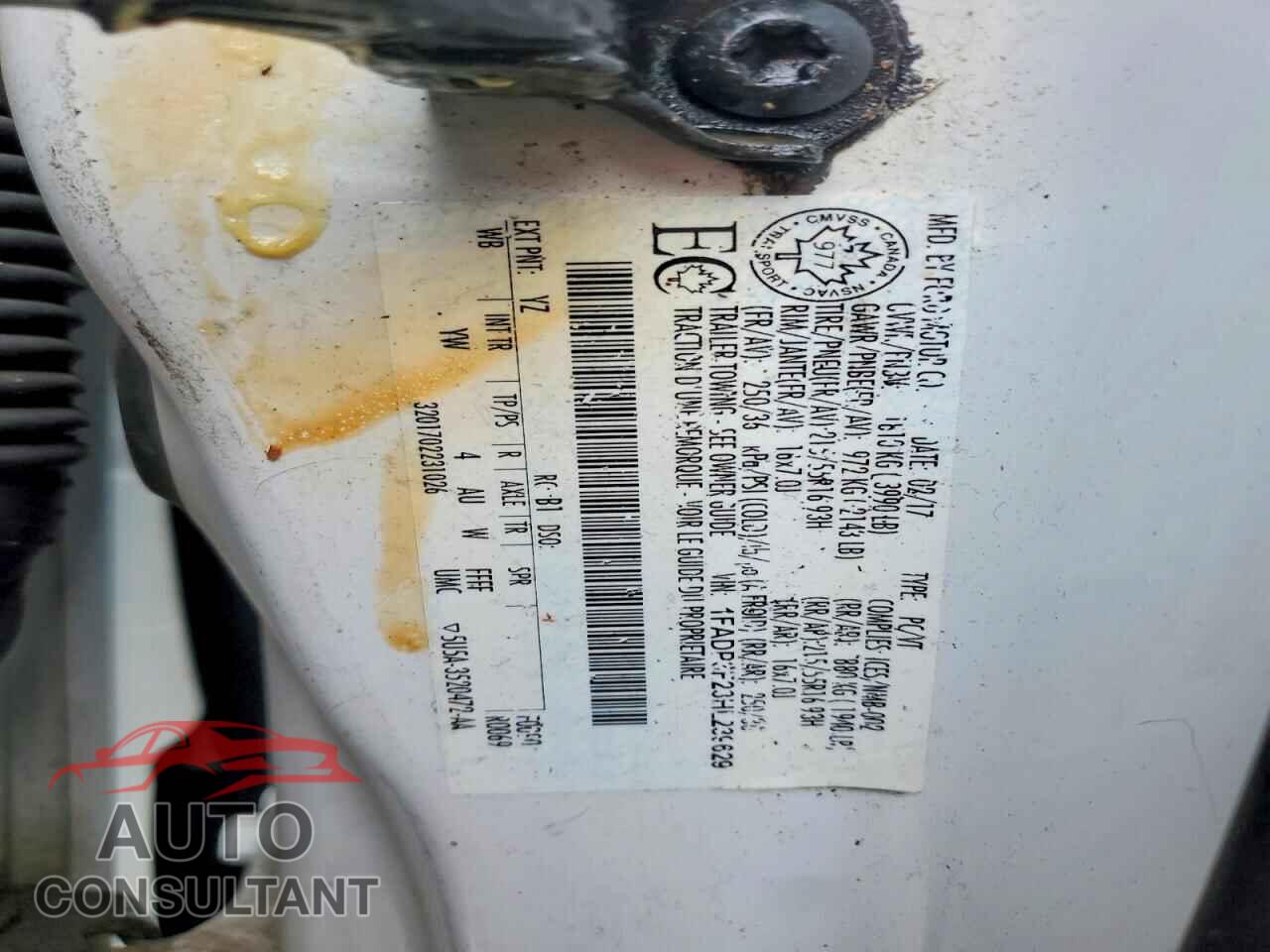 FORD FOCUS 2017 - 1FADP3F23HL239629