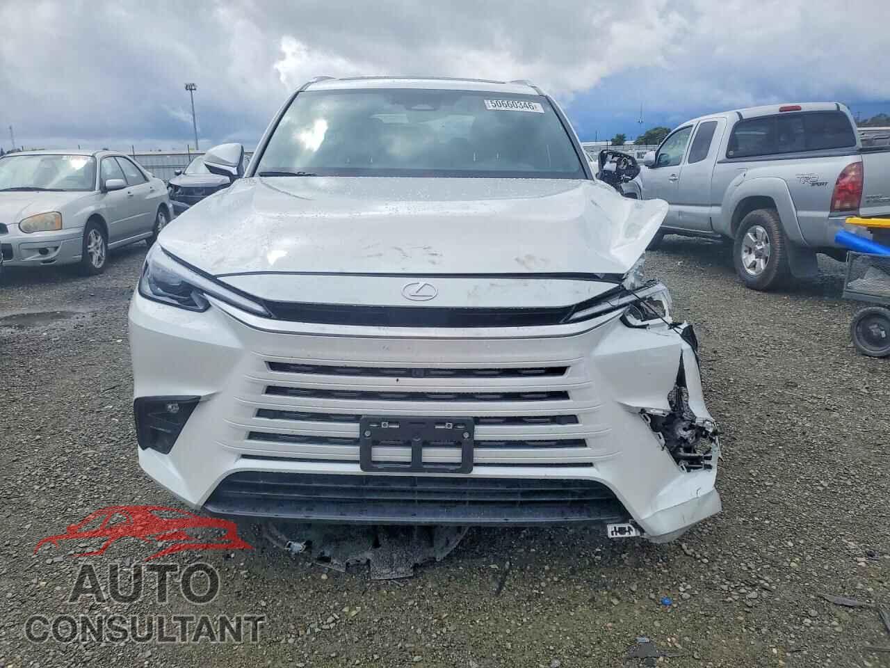 LEXUS UNKNOWN 2025 - 5TDAAAA68SS017154
