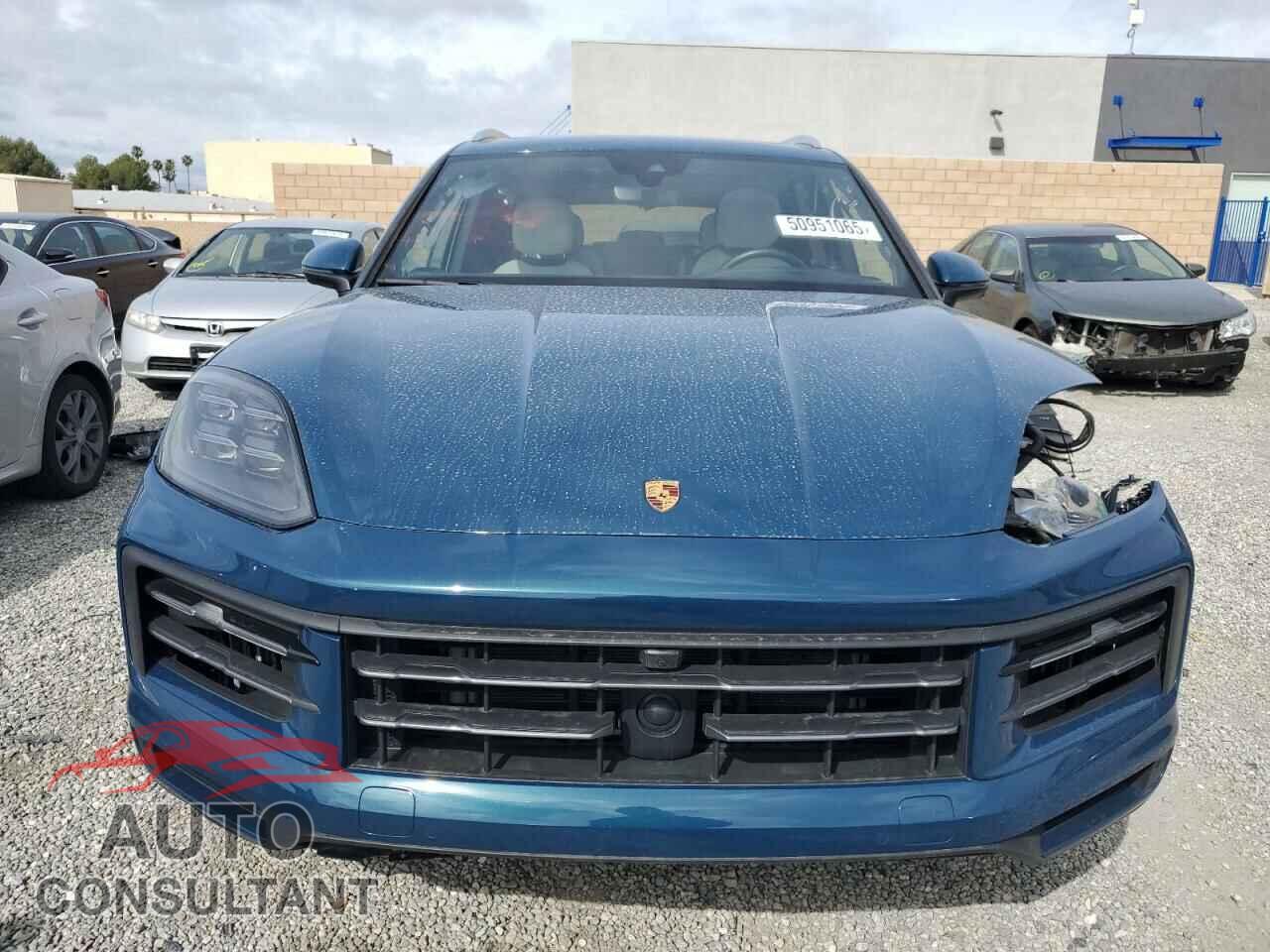PORSCHE CAYENNE 2024 - WP1AA2AY4RDA03814