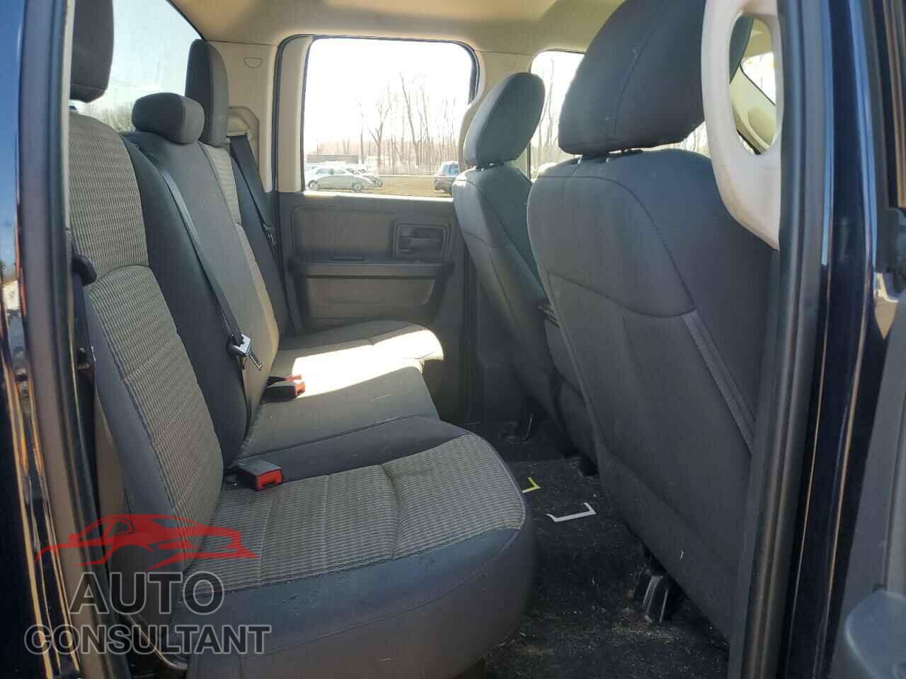 DODGE RAM 1500 2012 - 1C6RD7FT5CS239128