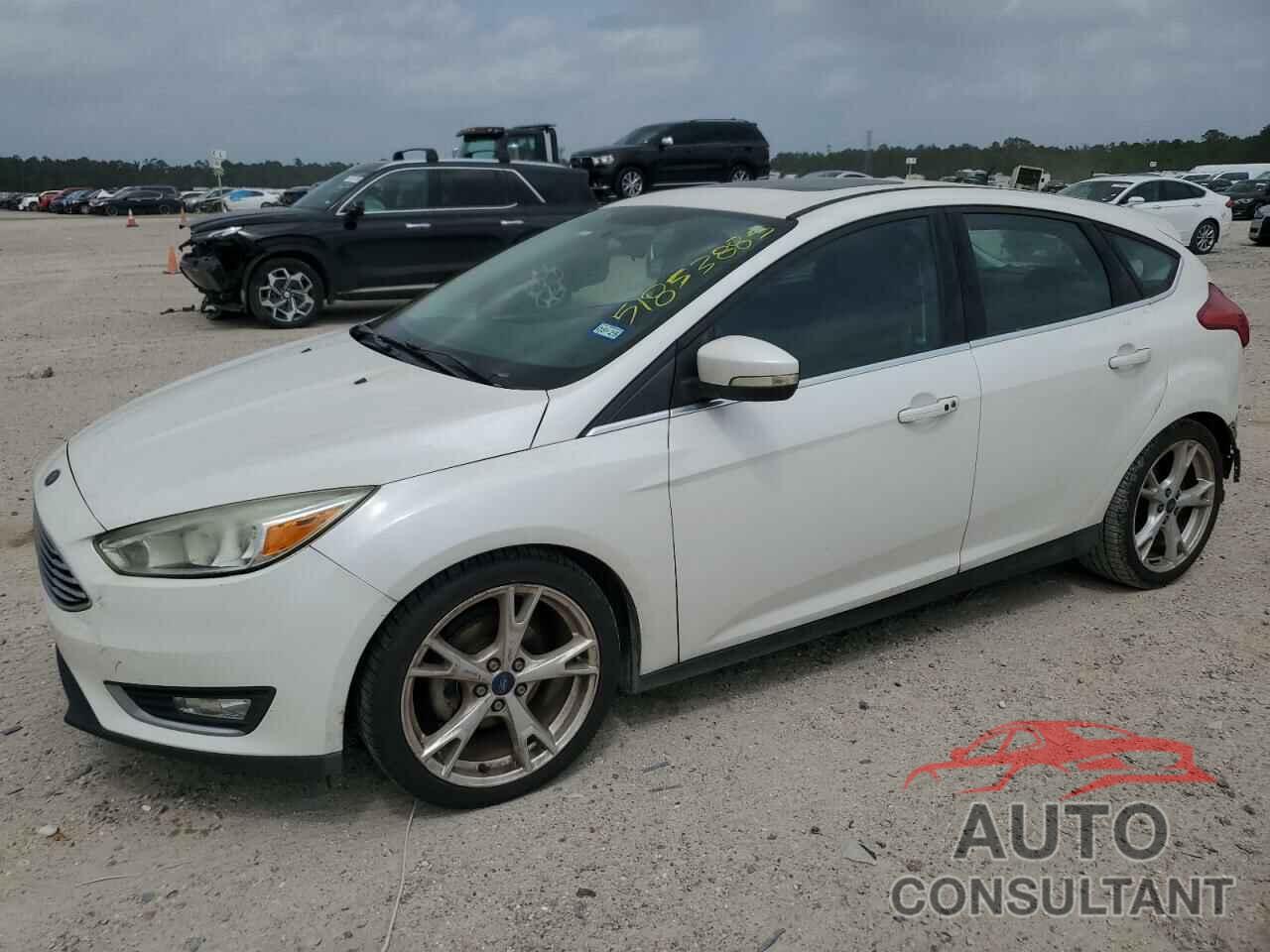 FORD FOCUS 2016 - 1FADP3N21GL374317